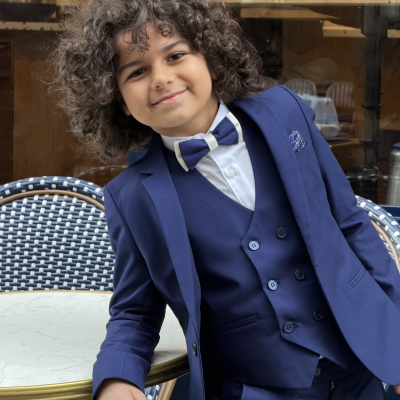 Costume mariage enfant : Guide 2026 et tendances pour petit garçon